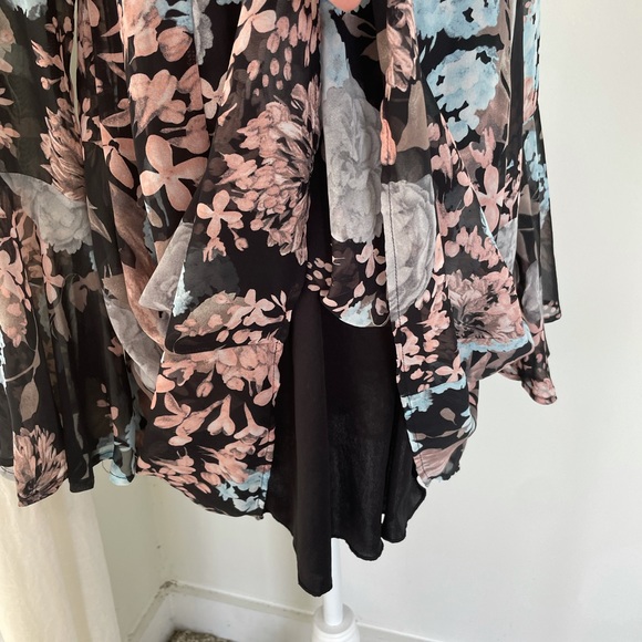 Lulus Like and Cher Black Floral Shift Dress Mini - Picture 5 of 10